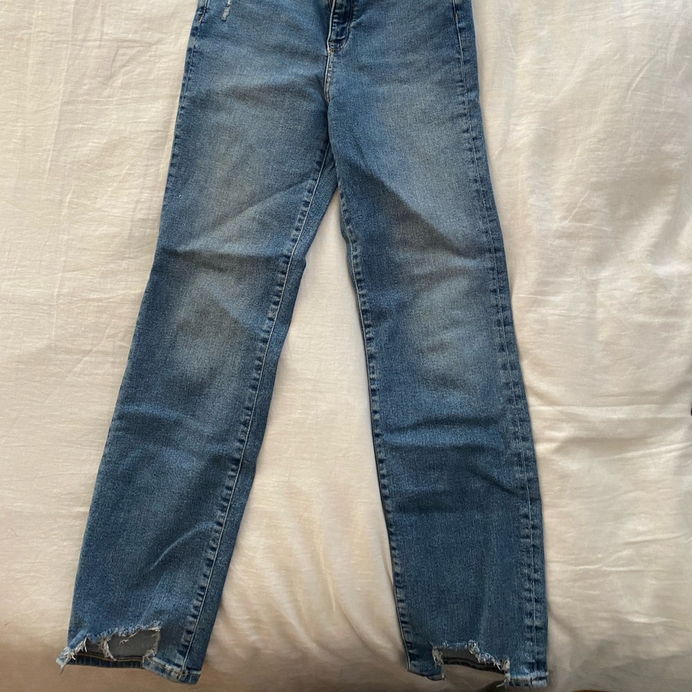 HM High Waisted Straight Leg Jean - Medium Wash